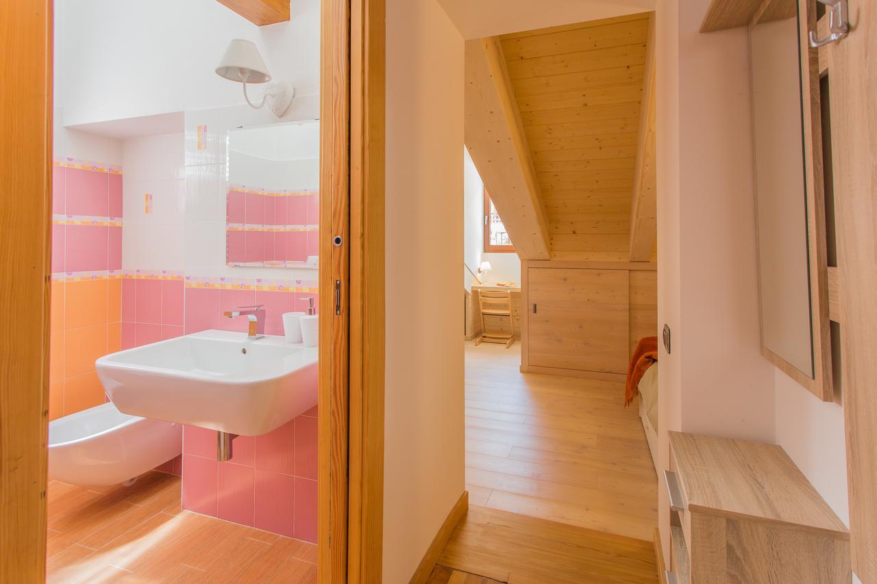 B&B White Moon Gressoney-la-Trinité Extérieur photo